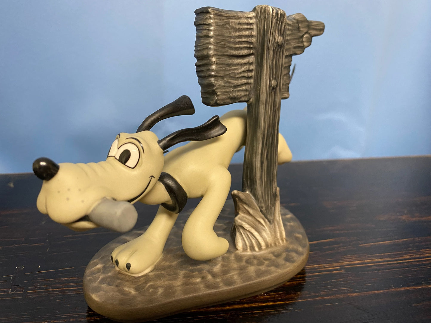 Walt Disney Classics Collection - Pluto Dynamite Dog from The Delivery Boy