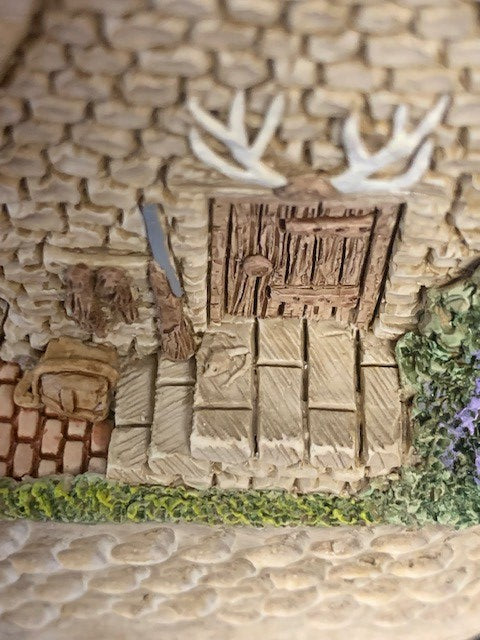 David Winter Cottage The Gamekeeper