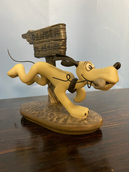 Walt Disney Classics Collection - Pluto Dynamite Dog from The Delivery Boy